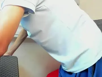Chaturbate Sex Cam of zack_horny19