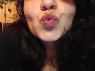 Chaturbate Live Sex Cam of asaray_t