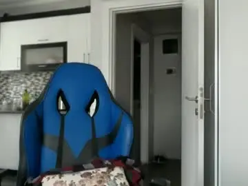 Chaturbate Live Sex Cam of alphandre