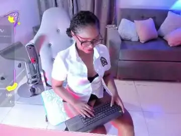 Chaturbate Adult Webcams of thais_dreams