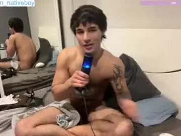 Chaturbate Live Sex of native_boy2