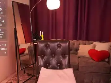 Chaturbate Live Sex Cam of evaeverly