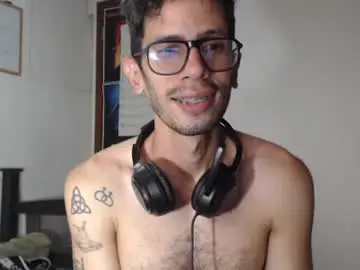 Chaturbate Watch Live Sex Cams of julfigo