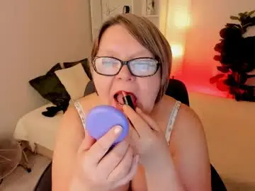 Chaturbate Watch Live Sex Cams of shannonshine