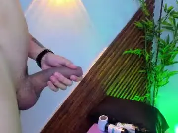 Chaturbate Live Sex Cam of wild_revenge