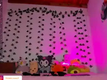 Chaturbate Watch Live Sex Cams of violethmoon