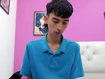 Chaturbate Watch Live Sex Cams of ttimy_x_boy