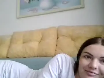 Chaturbate Sex Chat of _hidden_frommymoom_