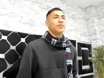 Chaturbate Sex Cam of mr_porn_9