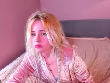 Chaturbate Sex Chat of kiki_peach