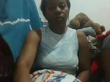 Chaturbate Watch Live Sex Cams of aicha_boobs