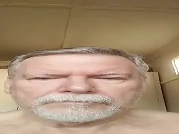 Chaturbate Adult Video Chat of lovemysmallcockbear