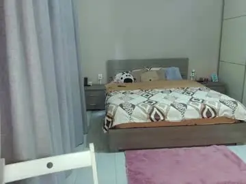 Chaturbate Watch Live Sex Cams of kristall_xxx