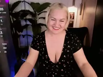 Chaturbate Live Sex Cam of yolanda_kiss