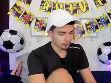 Chaturbate Free Porn Cam of willy_diamond