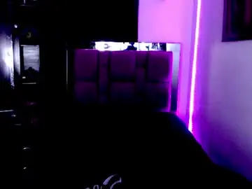 Chaturbate Sex Cam of emearld_black