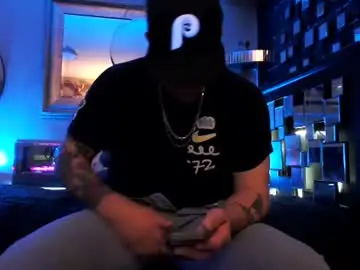 Chaturbate Live Porn of tommy_knuckles