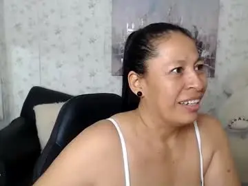 Chaturbate Watch Live Sex Cams of mature_martina_