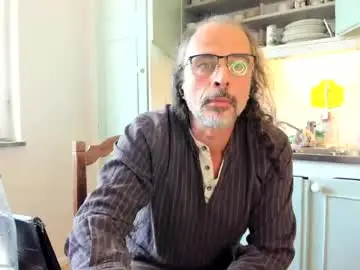 Chaturbate Free Porn Cam of hombresalvatge
