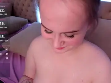Chaturbate Live Sex Cam of stacy_moorexx