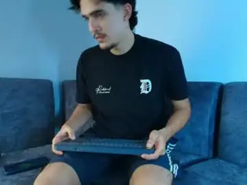 Chaturbate Adult Video Chat of justinsinner1