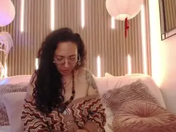 Chaturbate Free Live Porn of velvet_curly