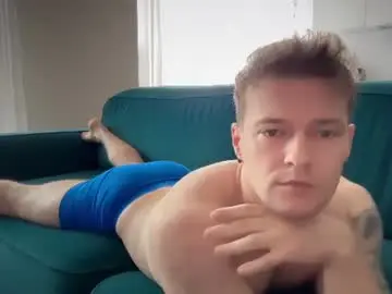 Chaturbate Sex Cam of pashka_x