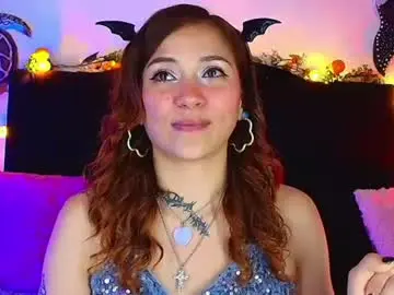 Chaturbate Live Sex Cam of alisson_zafiro