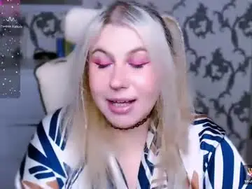 Chaturbate Live Sex of yourkarma_2_0