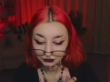 Chaturbate Adult Video Chat of mistress__marcelline