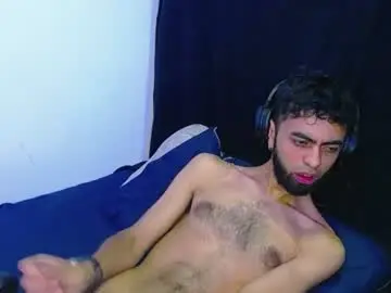 Chaturbate Free Porn Cam of alextopx