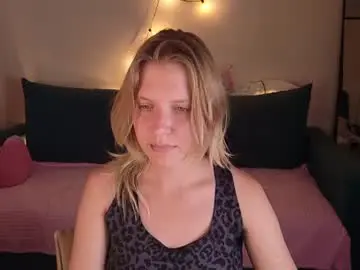 Chaturbate Watch Live Sex Cams of viki_charm
