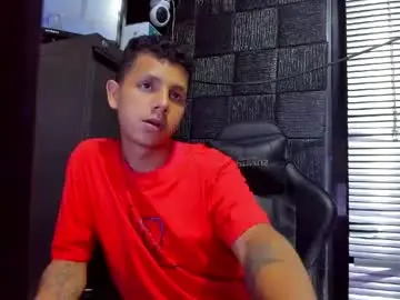 Chaturbate Watch Live Sex Cams of g_lincoln
