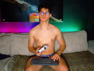 Chaturbate Watch Live Sex Cams of maisonbastian