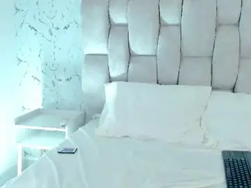 Chaturbate Free Porn Cam of shashadeluxe