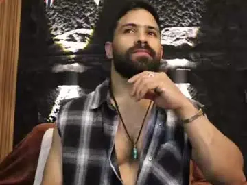 Chaturbate Live Porn of leo_diaz01