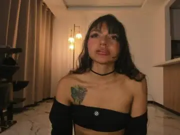 Chaturbate Free Porn Cam of mabel_candy