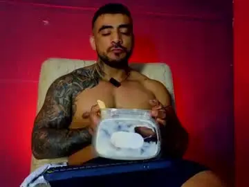 Chaturbate Nude Webcam of eric_harrison1