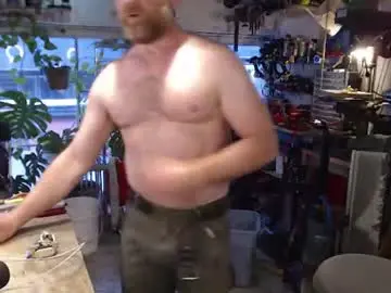 Chaturbate Live Sex Cam of seattlemanwhore