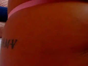 Chaturbate Live Sex Cam of foxyclarisee