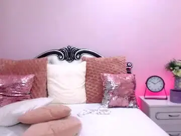 Chaturbate Live Sex Cam of foxyclarisee
