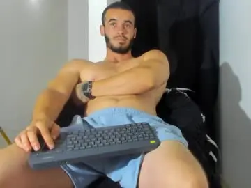 Chaturbate Live Porn of shooter_boy_