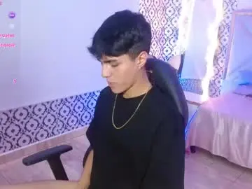Chaturbate Live Sex Cam of damian_tay