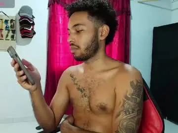 Chaturbate Free Porn Cam of colinlatinbrown