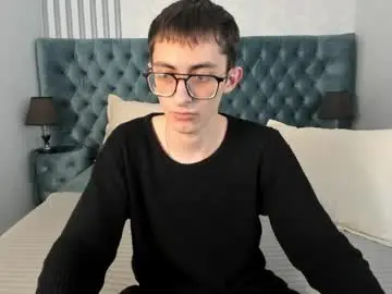 Chaturbate Free Porn Cam of ronbevs