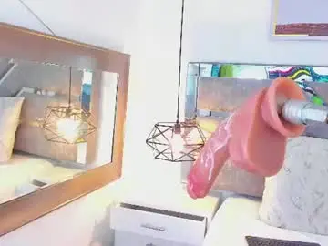Chaturbate Private Sex Chat of slut_milf_