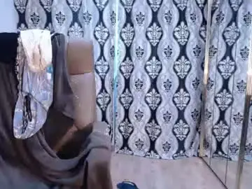 Chaturbate Adult Webcam of nicky_38hhugetits