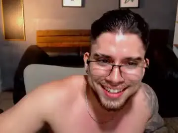 Chaturbate Adult Webcams of mike_montoya