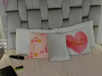 Chaturbate Adult Video Chat of keiira_fox