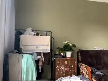 Chaturbate Free Live Porn of eliatrimmell